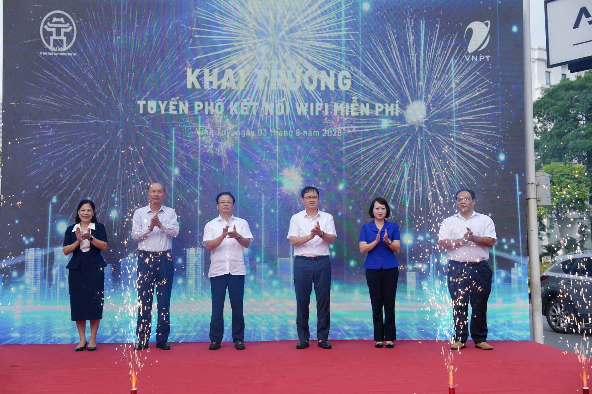 VNPT Hà Nội đồng hành cùng UBND phường Vĩnh Tuy kiến tạo hạ tầng số, đưa tiện ích số đến gần hơn với người dân