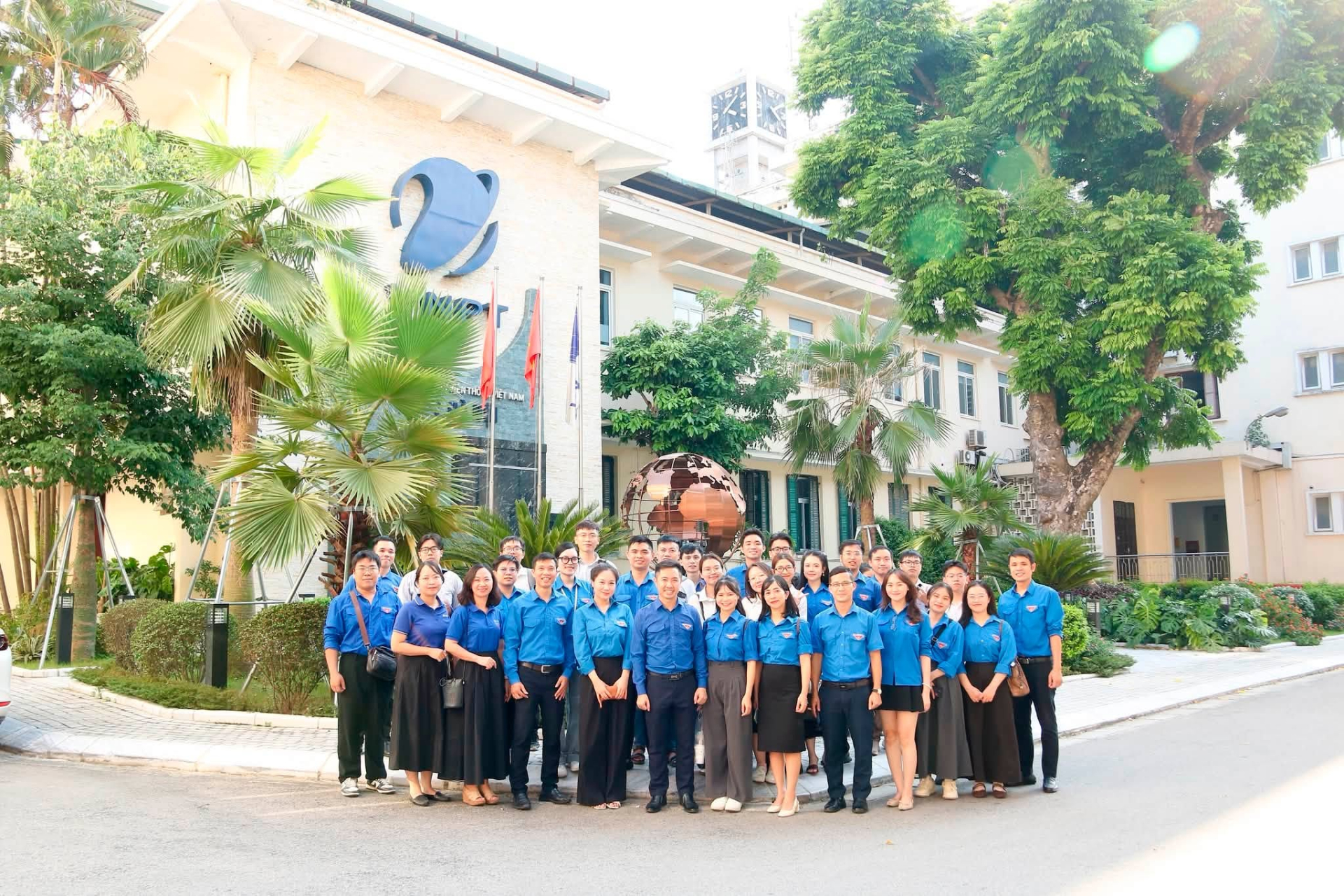 ĐTN TẬP ĐOÀN VNPT & ĐTN VNPT HÀ NỘI TỔ CHỨC SINH HOẠT CHÍNH TRỊ KỶ NIỆM 81 NĂM NGÀY TRUYỀN THỐNG NGÀNH BƯU ĐIỆN (15/8/1945 - 15/8/2026)